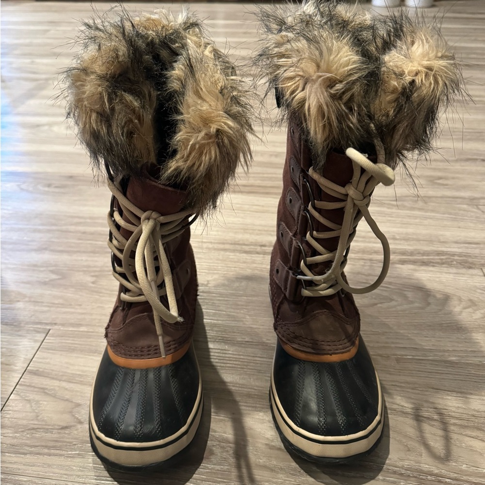 Sorel Joan of Arc winter boots